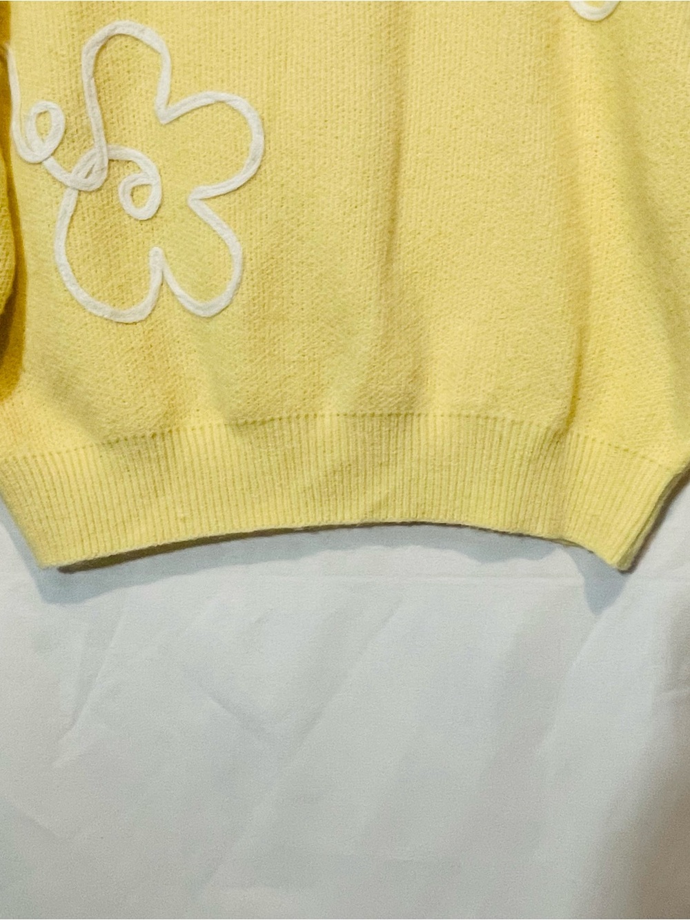 Anthropologie Luna Ivy Yellow Floral Appliqué Knit Crewneck Sweater - Picture 4 of 12